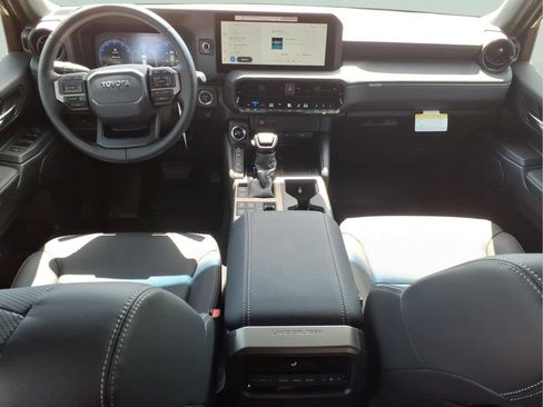 Used 2027 Toyota Land Cruiser AWD/4WD image 18
