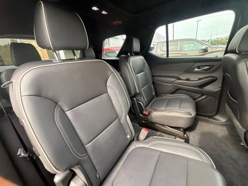 Used 2023 Chevrolet Traverse Premier w/ Redline Edition AWD/4WD image 18