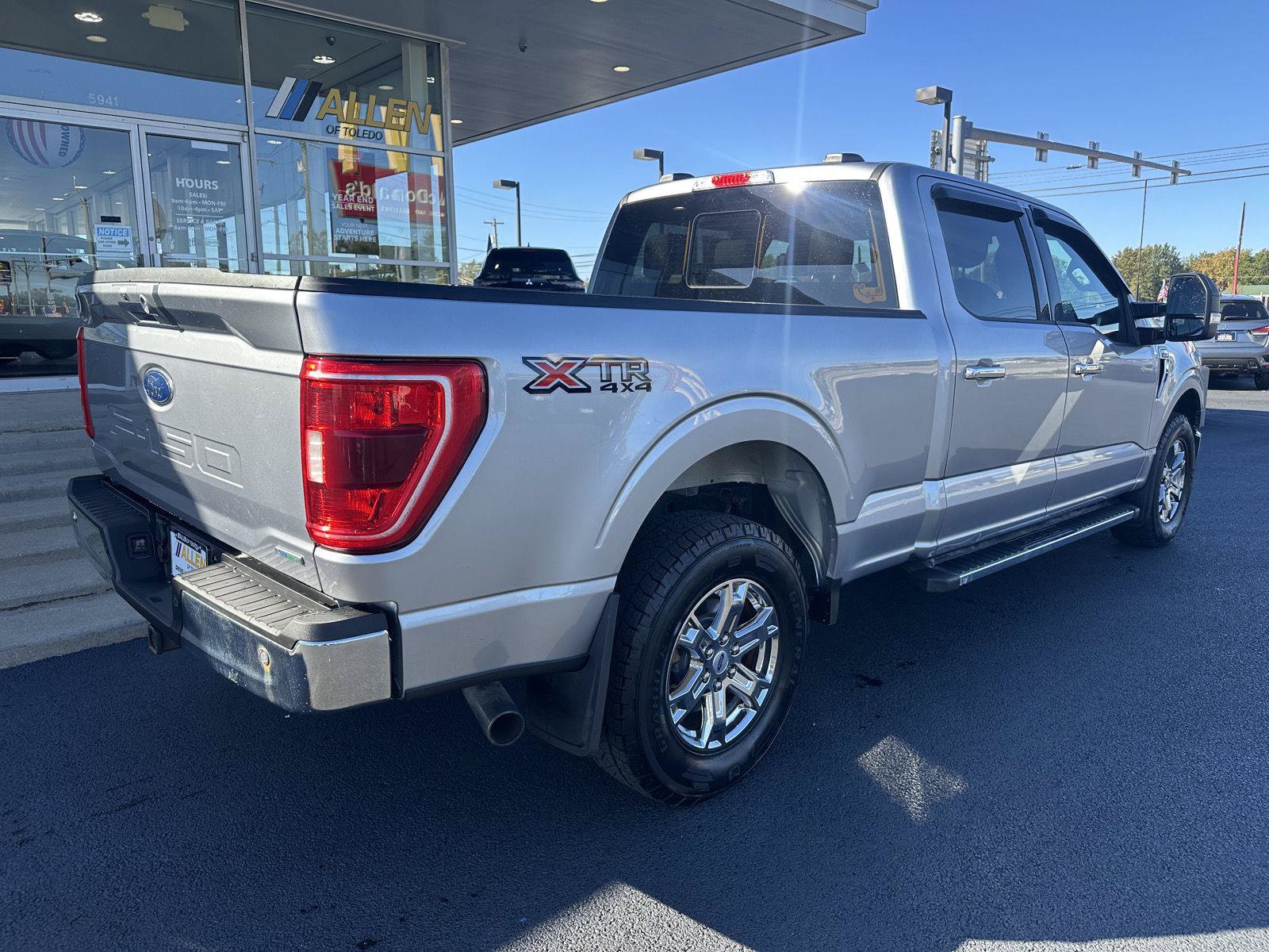Used 2021 Ford F150 XLT w/ Equipment Group 302A High AWD/4WD image 15