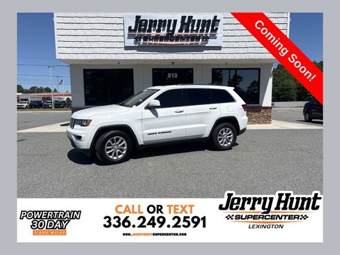 Used 2021 Jeep Grand Cherokee Laredo RWD image 1