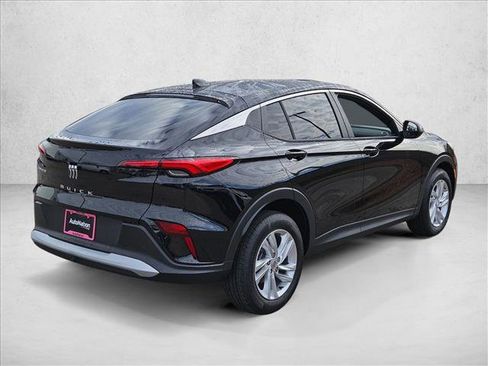 New 2026 Buick Envista Preferred image 2