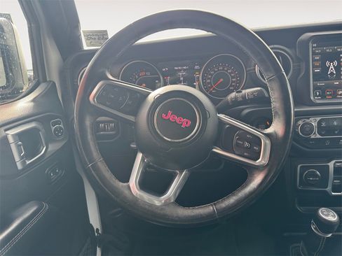 Used 2018 Jeep Wrangler Unlimited Sahara w/ Dual Top Group image 12