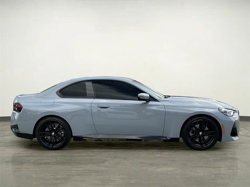 Used 2024 BMW 230i Coupe w/ M Sport Package image 11
