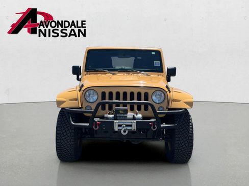 Used 2014 Jeep Wrangler Unlimited Rubicon w/ Connectivity Group AWD/4WD image 8