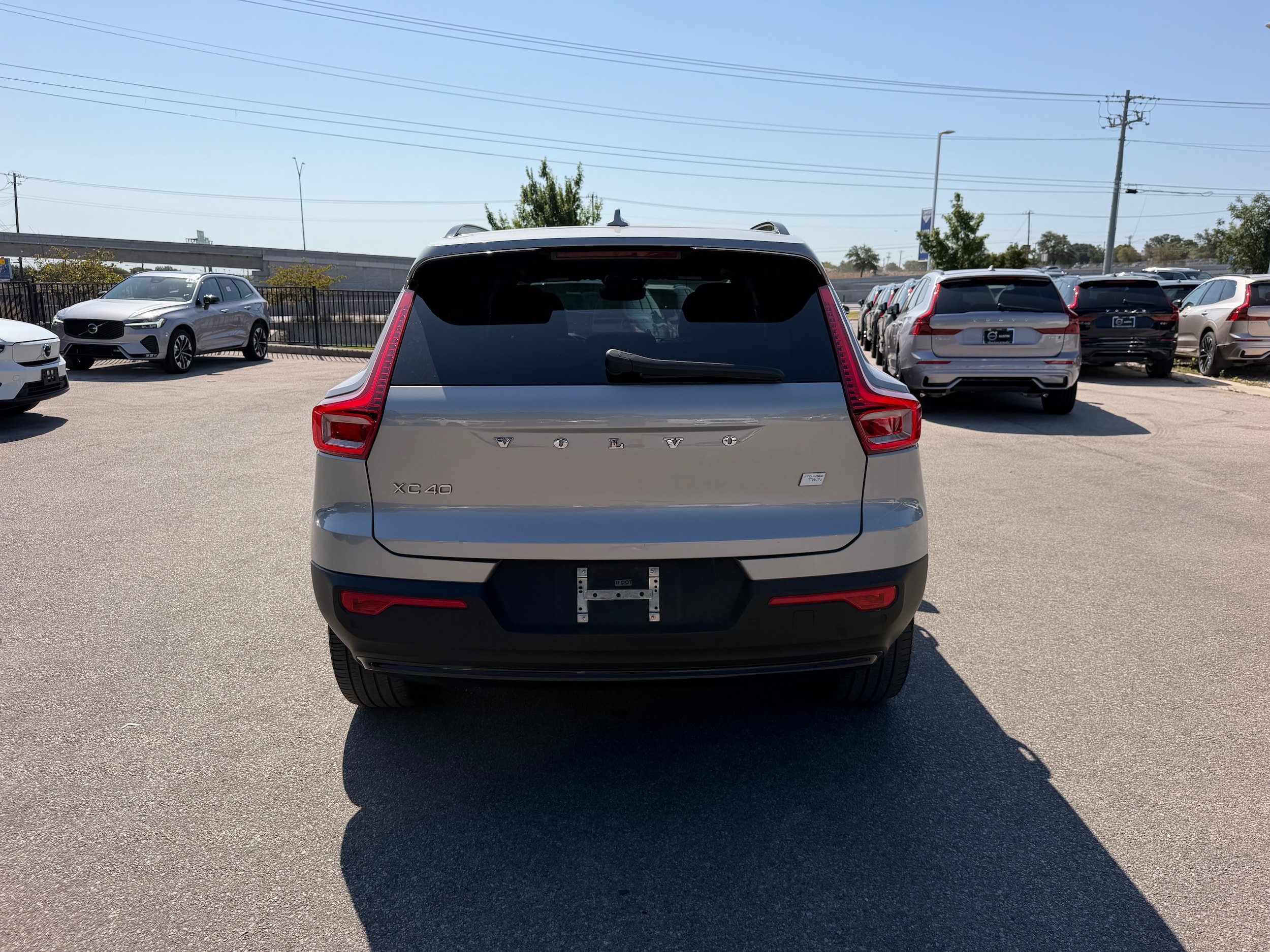 Certified 2023 Volvo XC40 Recharge Ultimate w/ Protection Package Premier AWD/4WD image 5