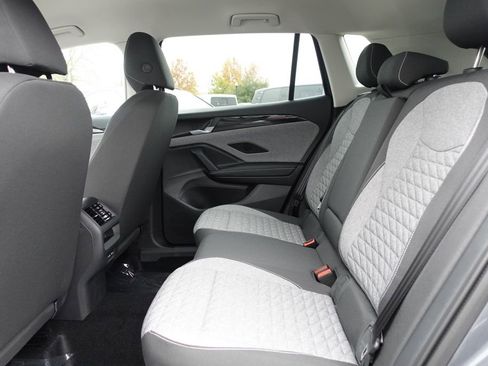 New 2026 Volkswagen Tiguan S image 23