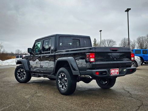 New 2026 Jeep Gladiator Sport image 6