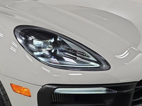 Certified 2023 Porsche Macan GTS AWD/4WD image 12
