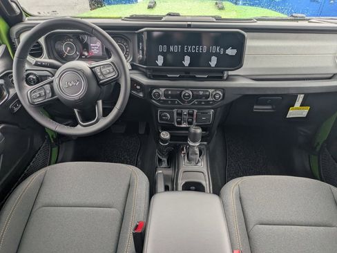 New 2026 Jeep Gladiator Sport AWD/4WD image 12