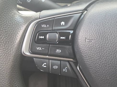 Used 2022 Honda Accord LX image 29