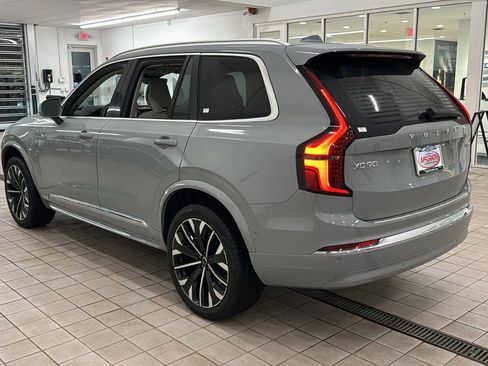 New 2026 Volvo XC90 T8 Ultra w/ Protection Package Premier AWD/4WD image 7