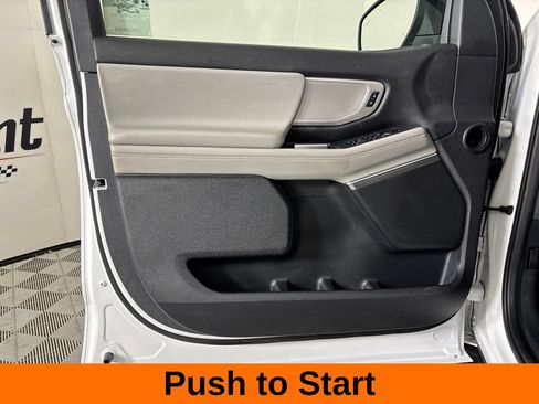 Used 2025 Ford Expedition Active AWD/4WD image 8