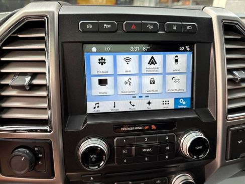 Used 2017 Ford F450 Platinum w/ Platinum Ultimate Package AWD/4WD image 39