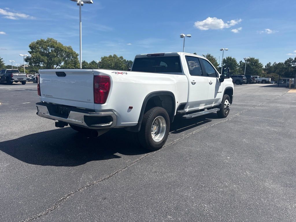 Used 2025 Chevrolet Silverado 3500 LT w/ Safety Package AWD/4WD image 3