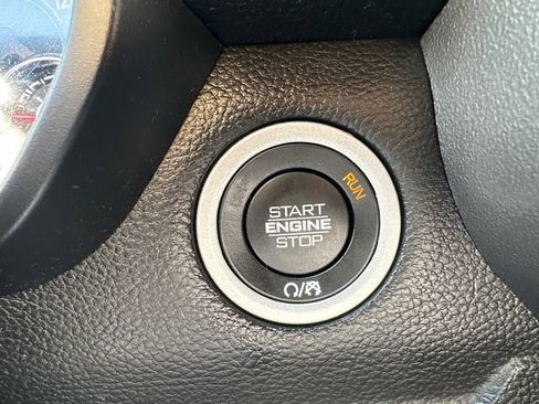 Used 2023 RAM 1500 Big Horn AWD/4WD image 33