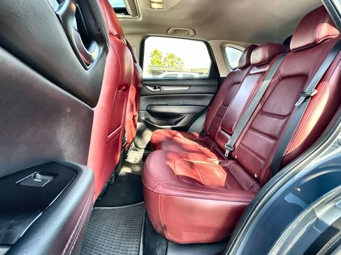Used 2023 MAZDA CX-5 Carbon Edition image 4