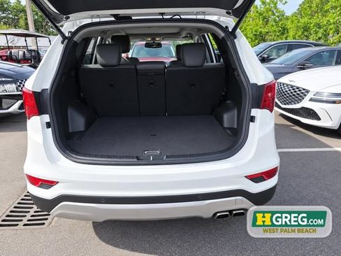 Used 2017 Hyundai Santa Fe Sport FWD image 17