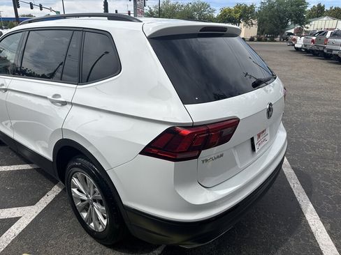 Used 2018 Volkswagen Tiguan S w/ 3rd Row Seat Package AWD/4WD image 5