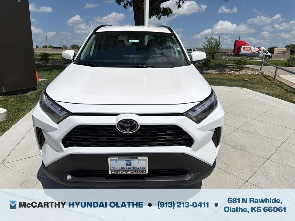 Used 2024 Toyota RAV4 XLE FWD image 10
