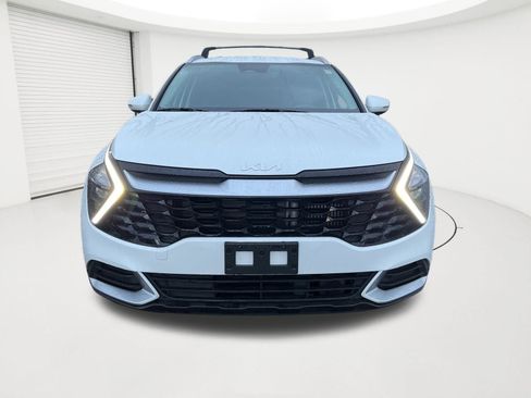 Used 2023 Kia Sportage EX image 8