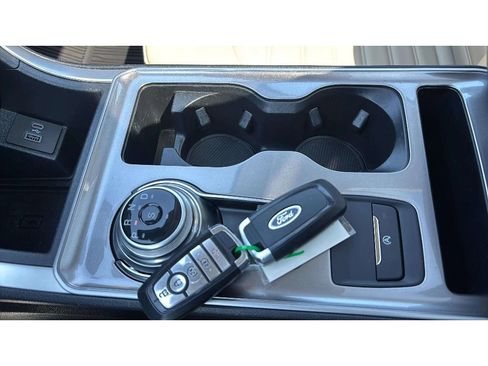 Used 2024 Ford Edge SEL w/ Convenience Package AWD/4WD image 21