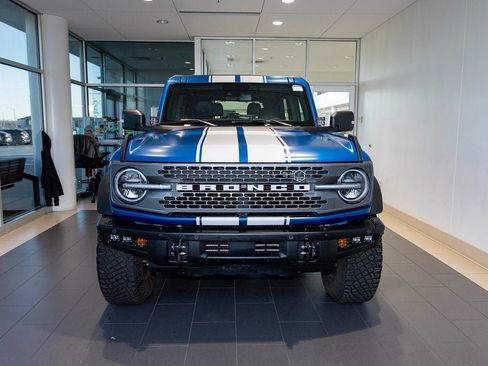 Used 2023 Ford Bronco Badlands image 2