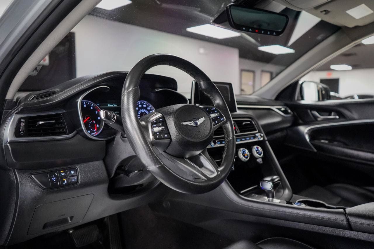 Used 2020 Genesis G70 2.0T RWD image 11