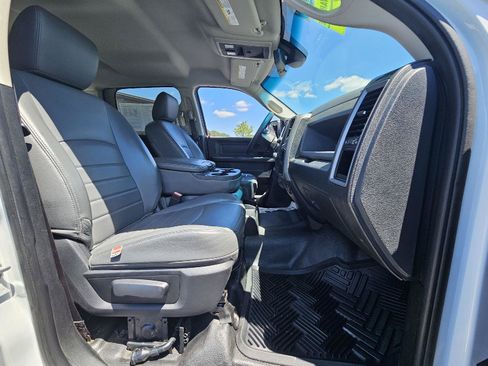 Used 2015 RAM 2500 Tradesman w/ Chrome Appearance Group AWD/4WD image 15
