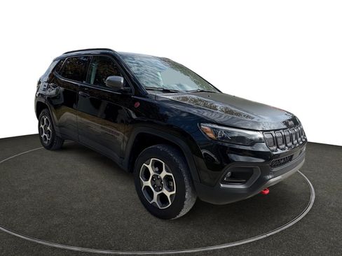 Used 2022 Jeep Compass Trailhawk w/ Trailhawk Elite Group image 8