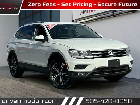 Used 2018 Volkswagen Tiguan SEL w/ 3rd Row Seat Package image 1