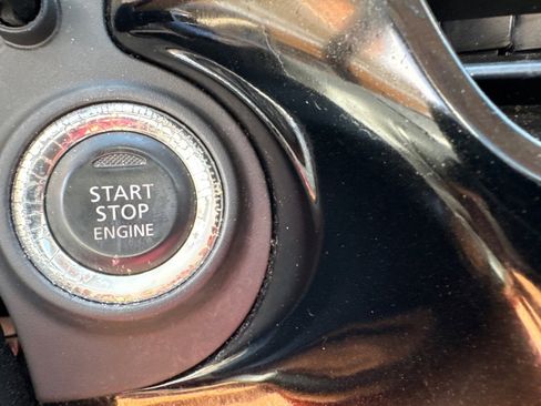 Used 2016 Mitsubishi Outlander SEL FWD image 13
