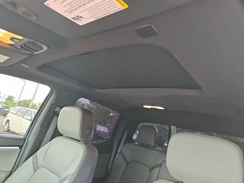 Used 2023 Chevrolet Colorado ZR2 w/ ZR2 Convenience Package III AWD/4WD image 17