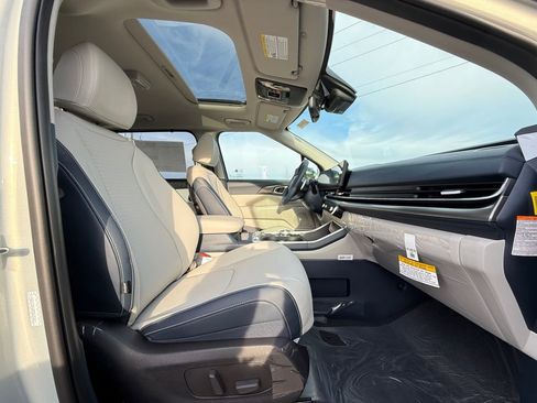 New 2026 Kia Carnival SX Prestige image 30