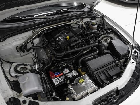 Used 2013 MAZDA MX-5 Miata Sport RWD image 33