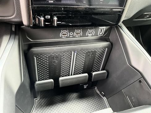 New 2026 RAM 1500 Laramie w/ Night Edition AWD/4WD image 23