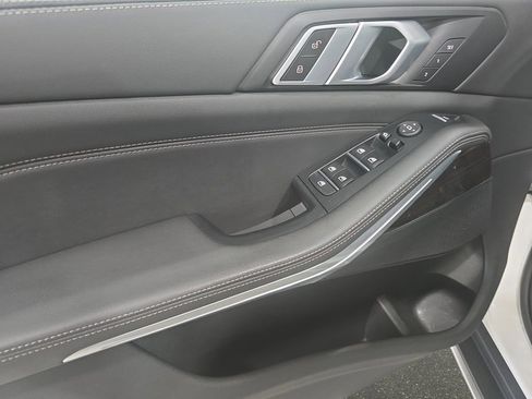 Certified 2025 BMW X5 sDrive40i w/ Parking Assistance Package RWD image 23