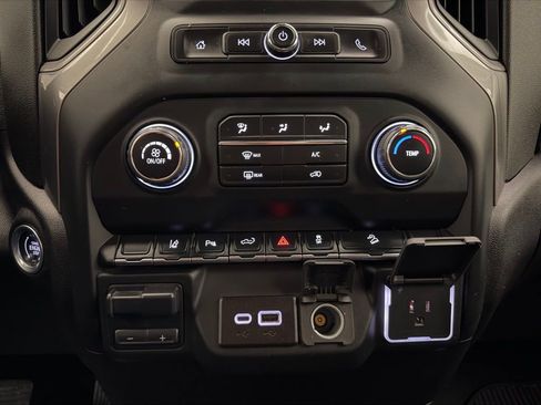 Certified 2024 Chevrolet Silverado 2500 Custom w/ Custom Value Package image 36