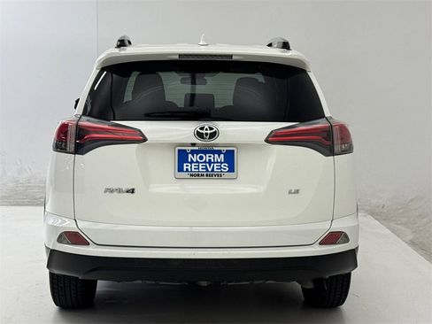 Used 2017 Toyota RAV4 LE image 9