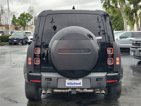 Used 2024 Land Rover Defender 110 Carpathian Edition image 21