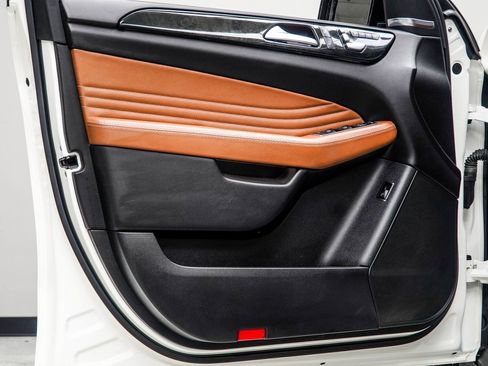 Used 2018 Mercedes-Benz GLE 43 AMG 4MATIC Coupe image 38