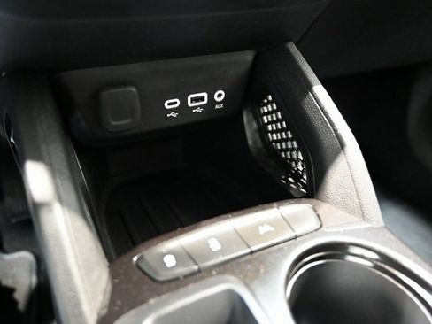 Used 2023 Chevrolet TrailBlazer LT w/ Convenience Package image 20