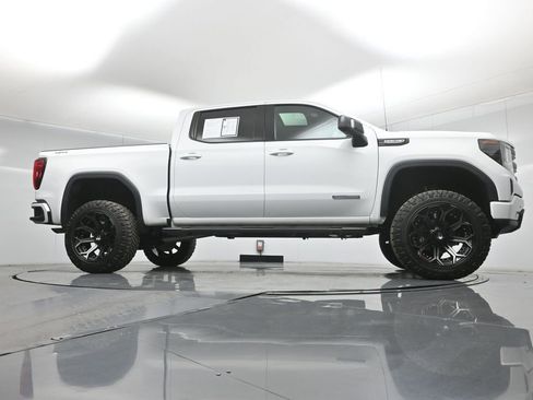 Used 2024 GMC Sierra 1500 Elevation w/ Elevation Premium Package AWD/4WD image 3