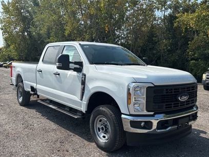 New 2026 Ford F250 XL w/ XL Chrome Package
