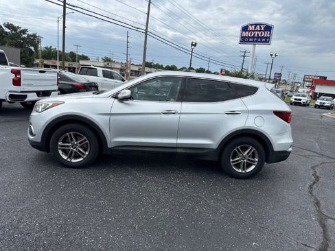 Used 2018 Hyundai Santa Fe Sport AWD/4WD image 2