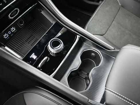 New 2026 Jeep Grand Cherokee Altitude AWD/4WD image 30