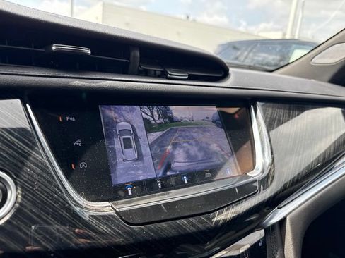 Used 2022 Cadillac XT6 Premium Luxury w/ Technology Package AWD/4WD image 22