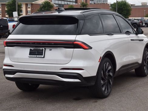 New 2026 Lincoln Nautilus Reserve w/ Jet Appearance Package AWD/4WD image 14