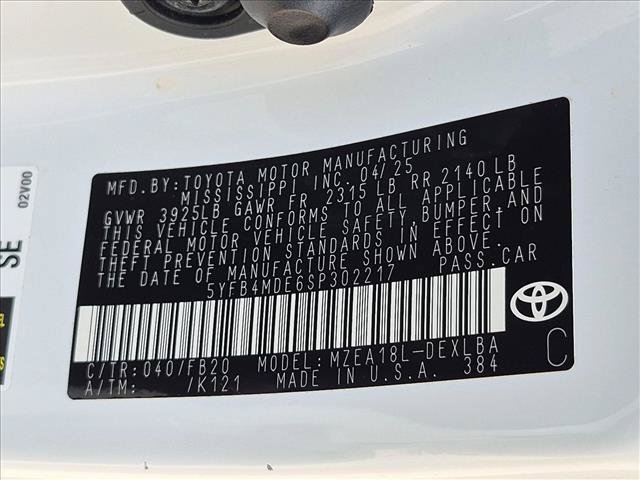 Used 2025 Toyota Corolla LE FWD image 18