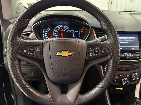 Used 2020 Chevrolet Trax LS w/ Tint and Cruise Package FWD image 29