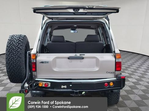 Used 1991 Toyota Land Cruiser image 18